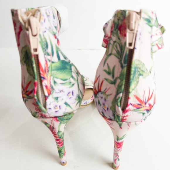 BCBGeneration Jessa Dress Sandals -9 - Picture 3 of 5